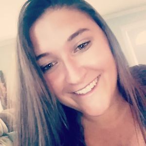 Meet your Posher, Cecily